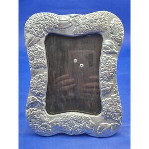 Vtg Arte Giancarlo Honduras Pewter Picture Frame Floral Design Wood Back 9x7"